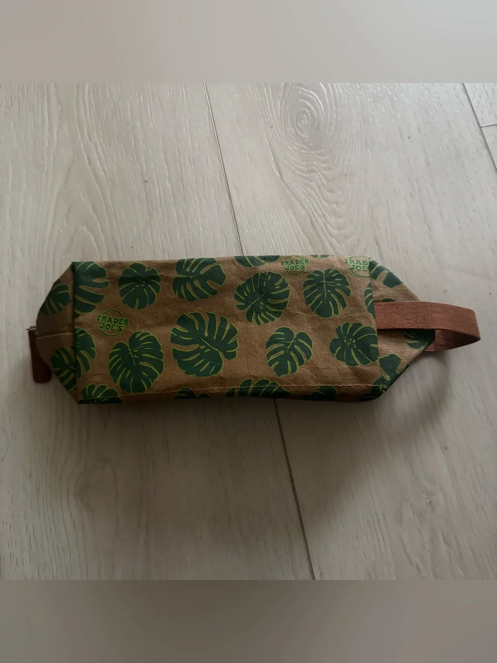 Trader Joe's Toiletry Dopp Kit Travel Eco-friendly Bag Green Monstera Leaf Print